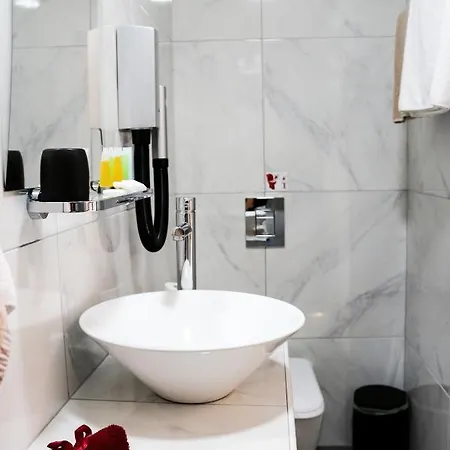 Hotell 9 Muses Larnaca