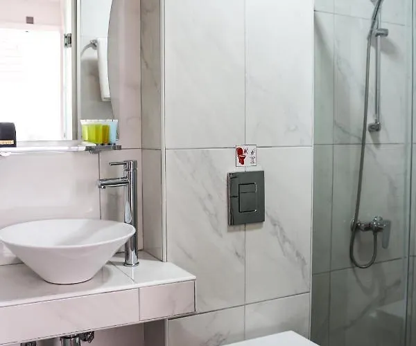 9 Muses Готель 3*