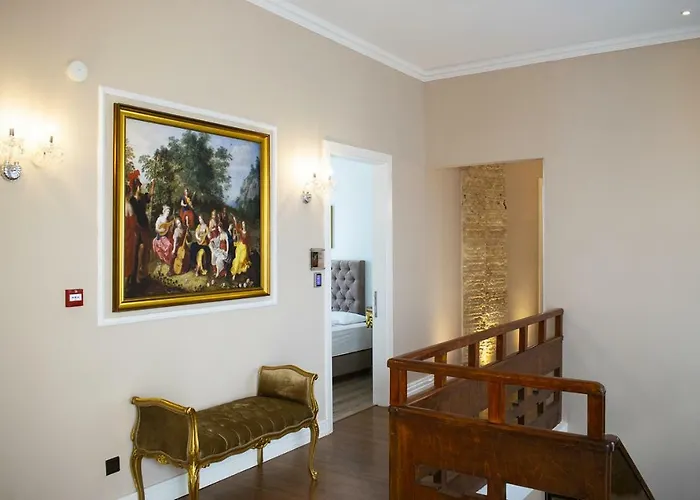 9 Muses 3* Ларнака