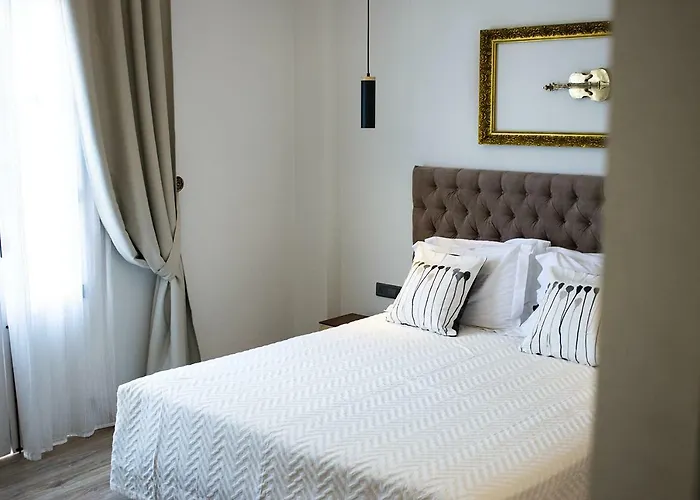 9 Muses Готель Ларнака