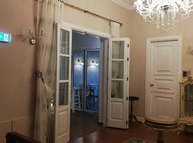 Готель 9 Muses 3*